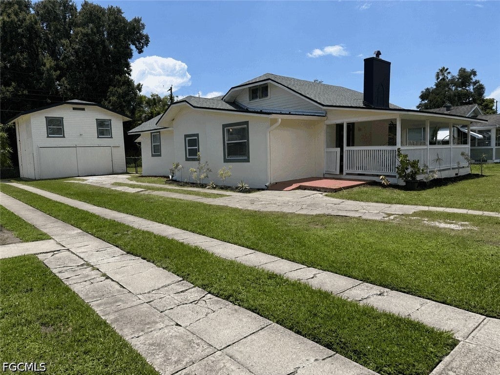 3516 E Riverside Drive — photo