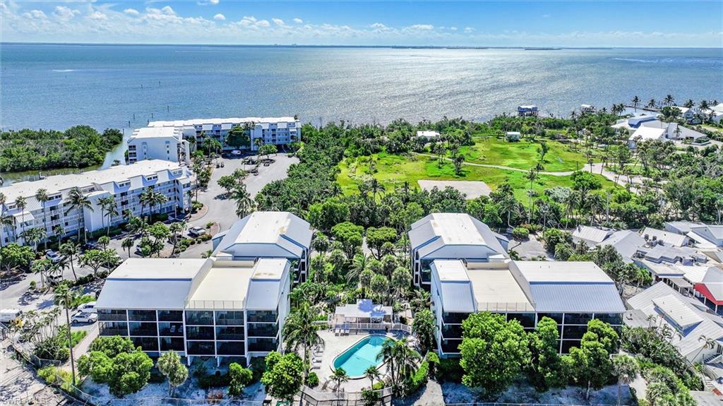 3234 Tennis Villas — photo
