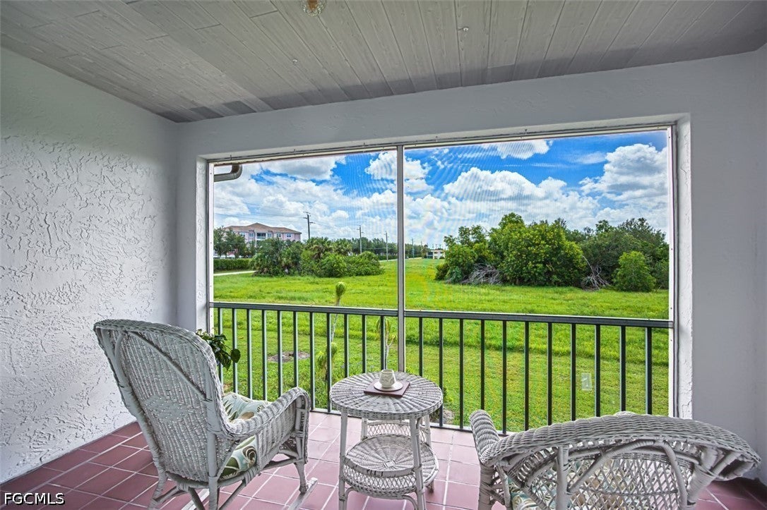 16001 Dublin Circle 203 — photo