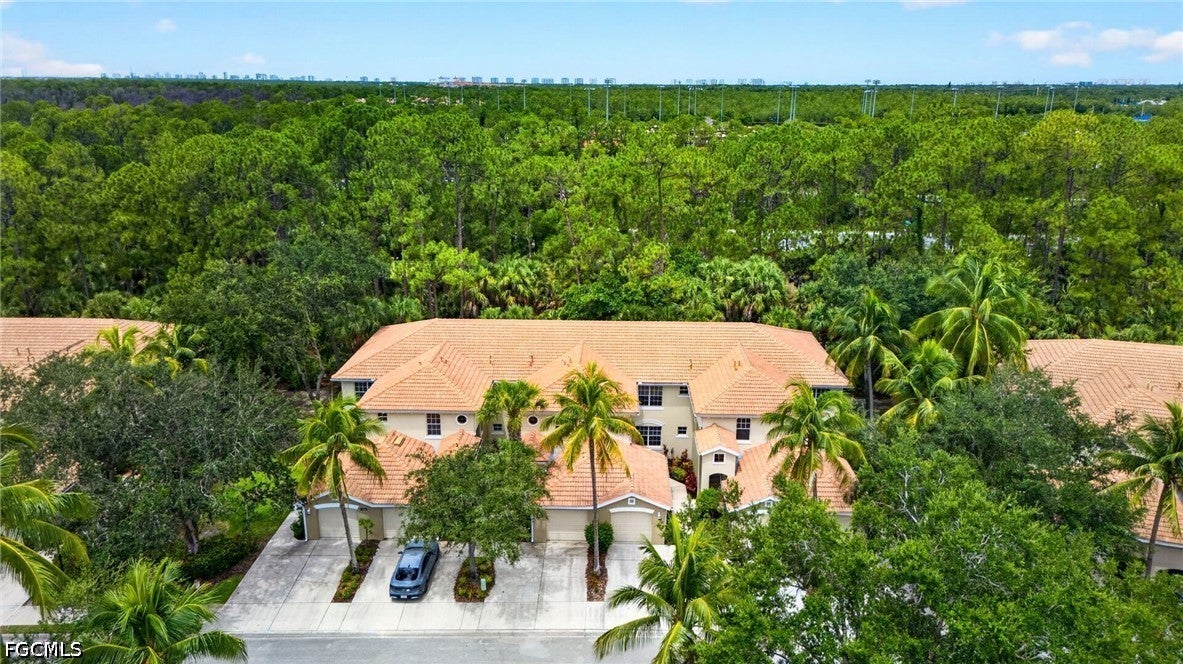 1672 Tarpon Bay Drive S 102 — photo