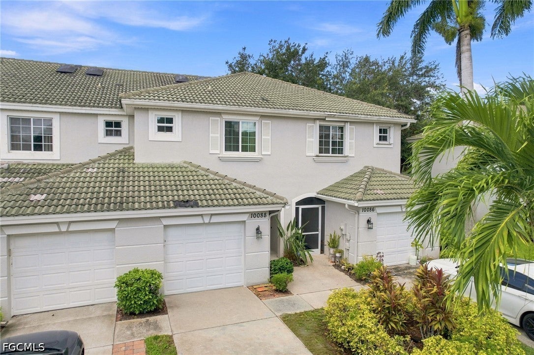10088 Pacific Pines Avenue — photo
