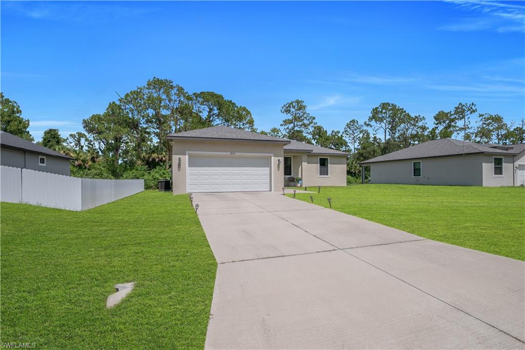 8031 Sandy Cir, Labelle, FL 33935 — photo 2