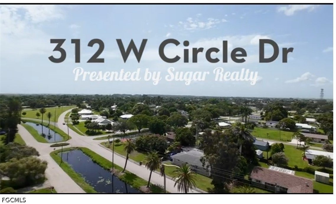 312 W Circle Drive — photo