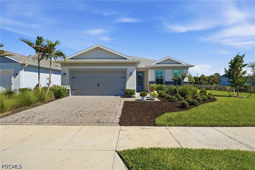 42780 Valley Brooks Street — photo