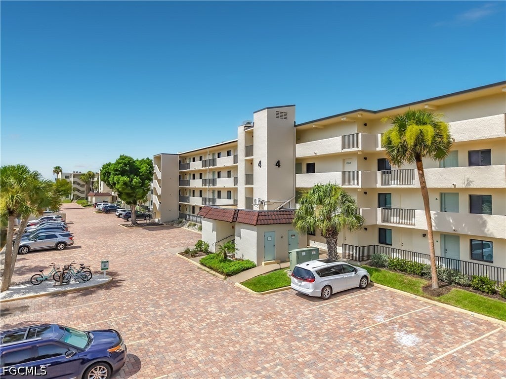 979 E Gulf Drive D433 — photo