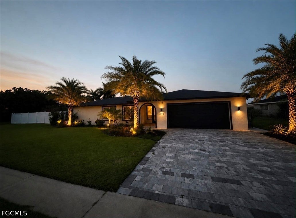 1475 N Larkwood Square — photo
