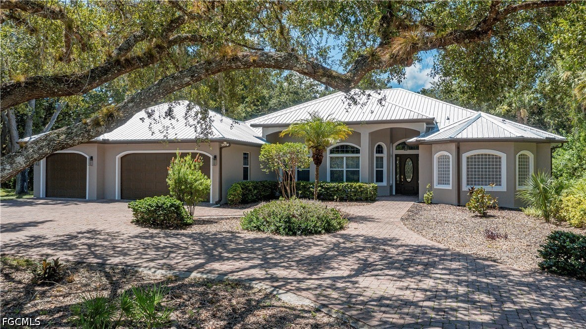 4033 Oak Haven Drive — photo