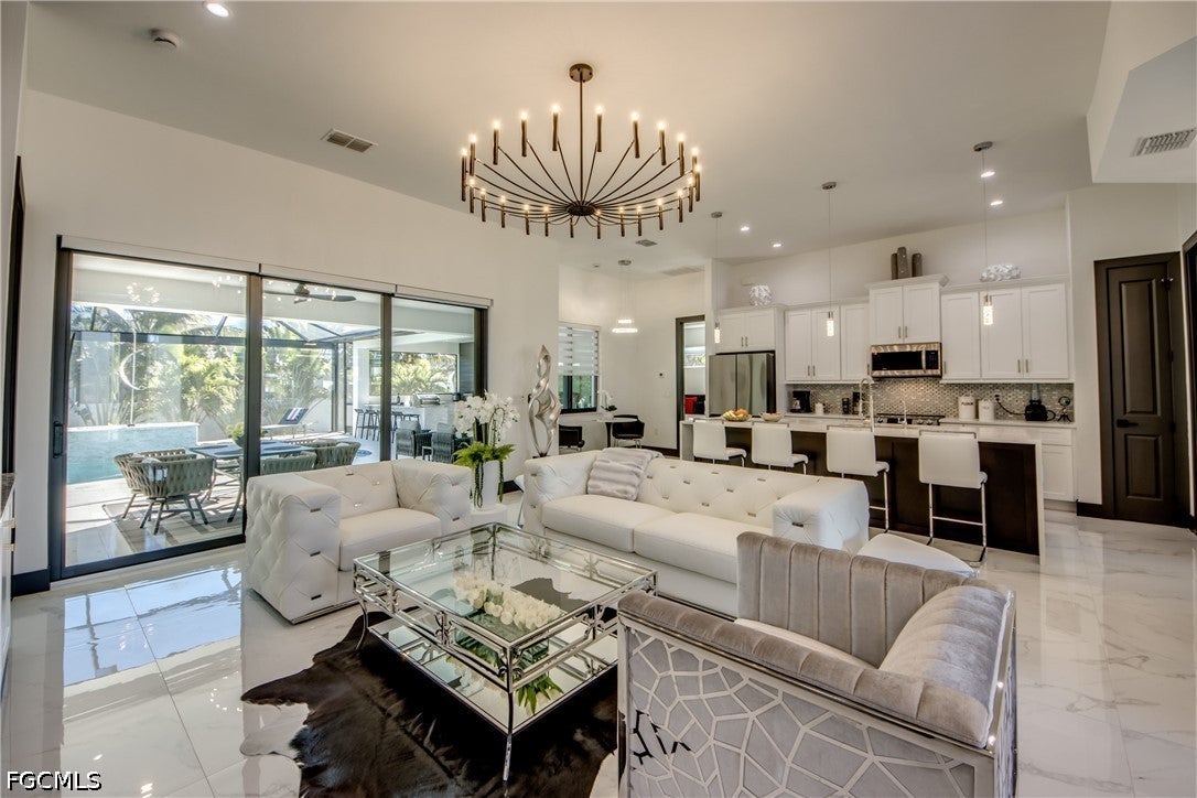 4345 SW 25th Court — photo