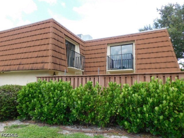 5235 Cedarbend Drive 4 — photo