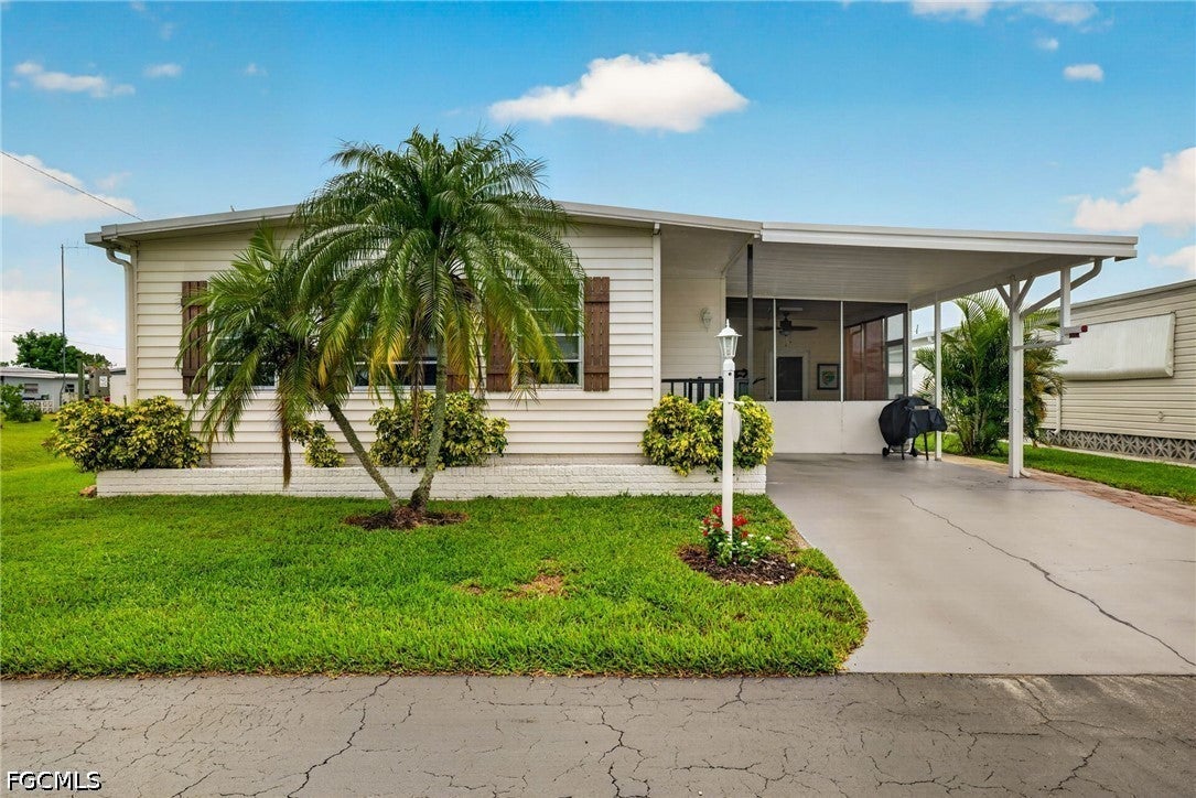 820 Peaceful Drive — photo