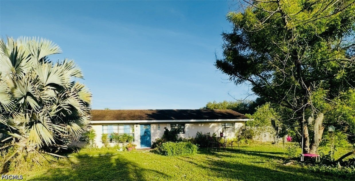 455 Trader Road — photo
