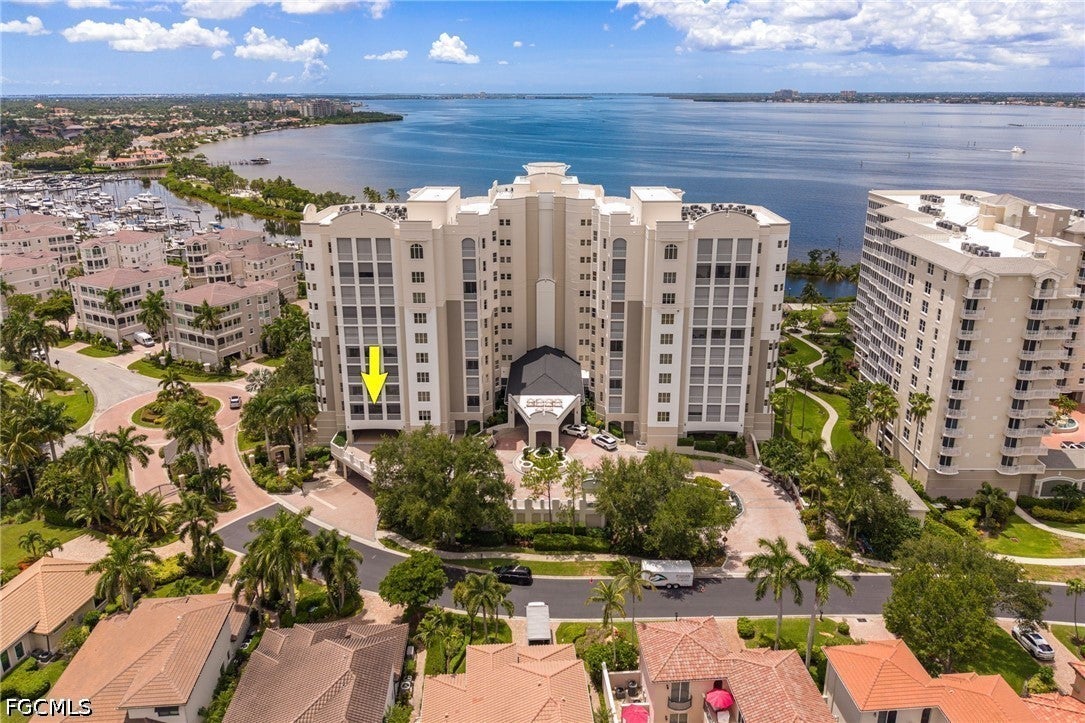 14270 Royal Harbour Court 323 — photo