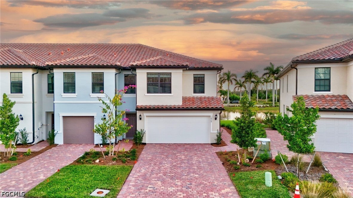 1424 Weeping Willow Court — photo
