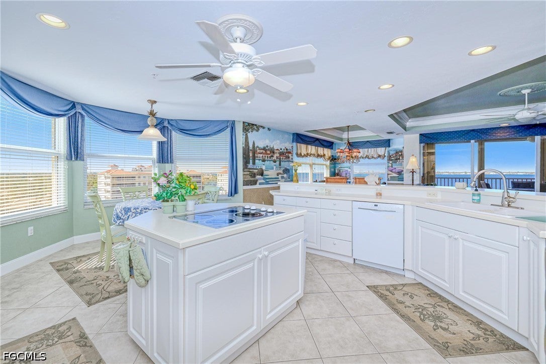 15100 Harbour Isle Drive 701 — photo
