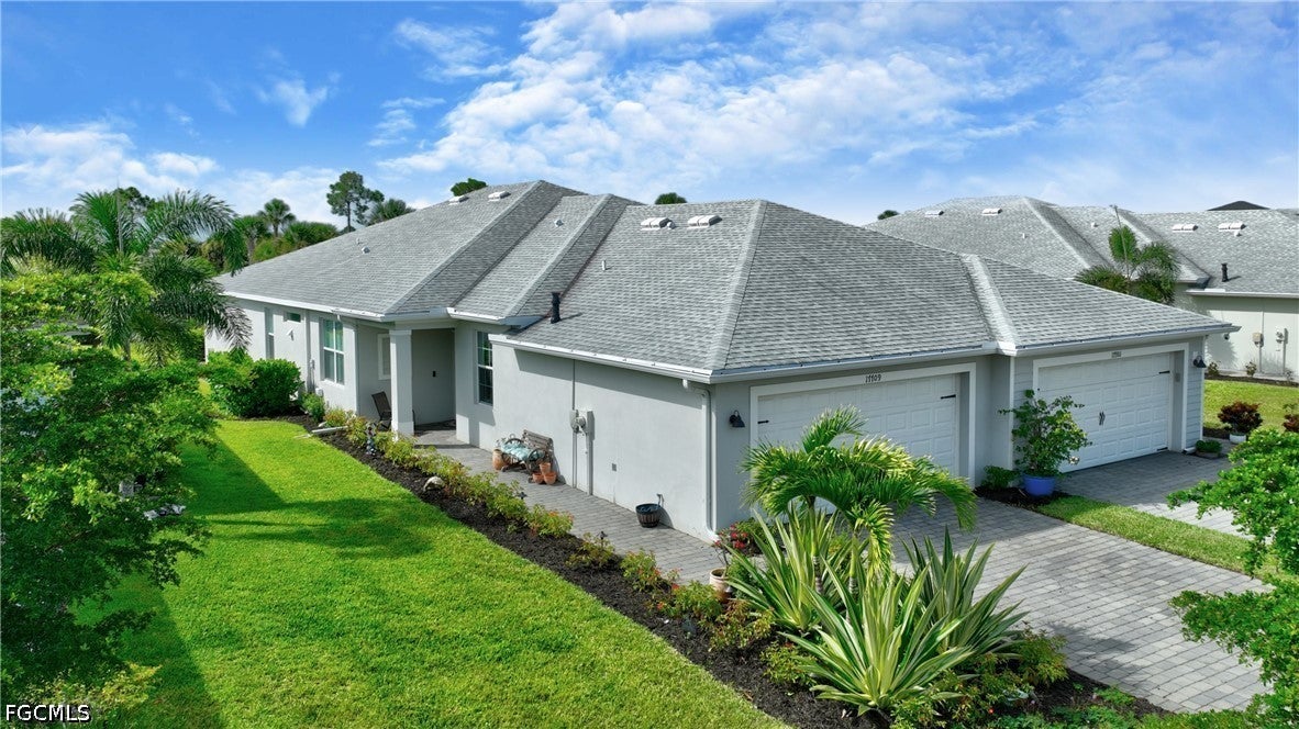 17709 Woodland Court — photo