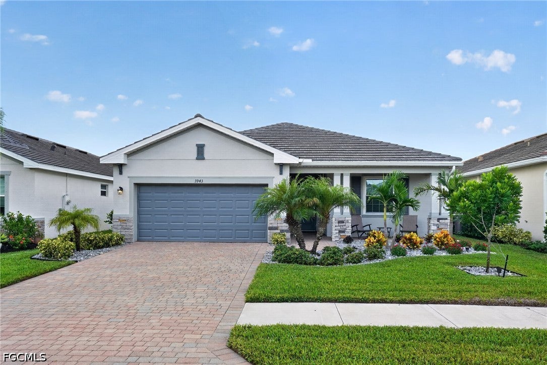3943 E Hampton Circle, Alva, FL 33920 — photo 2