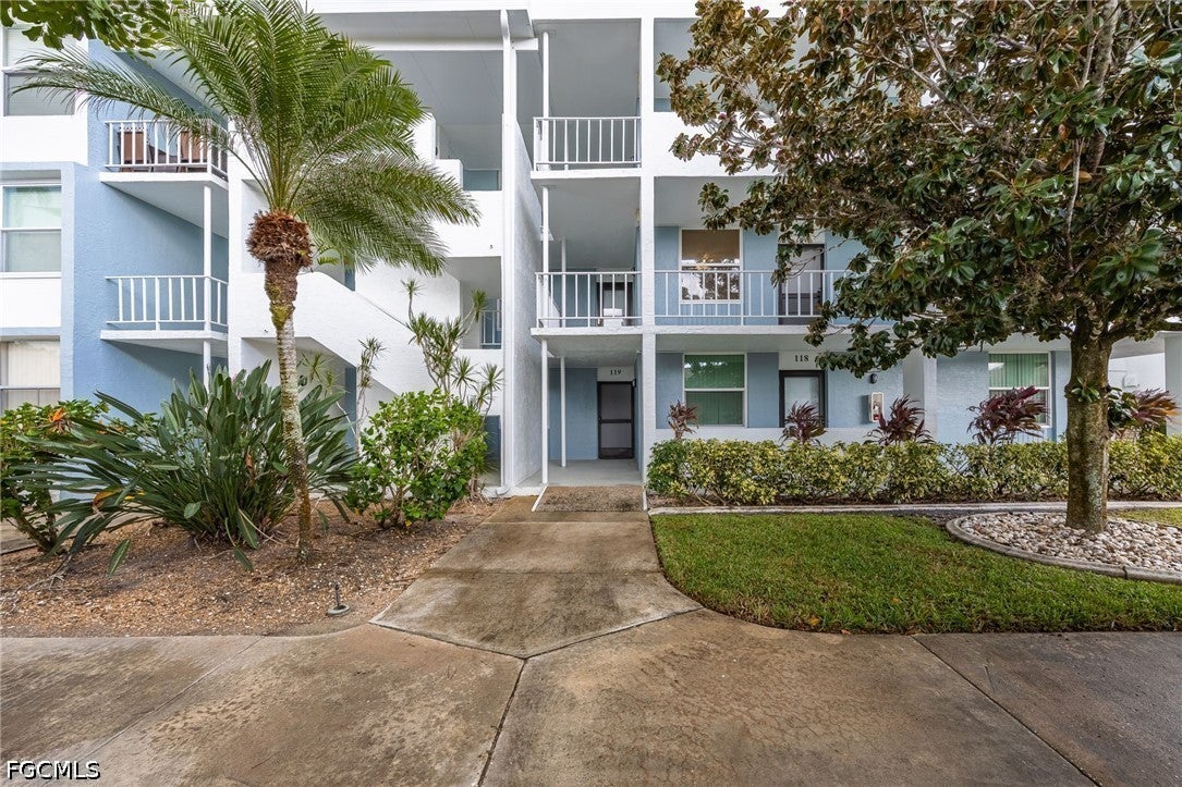 5959 Winkler Road 218 — photo