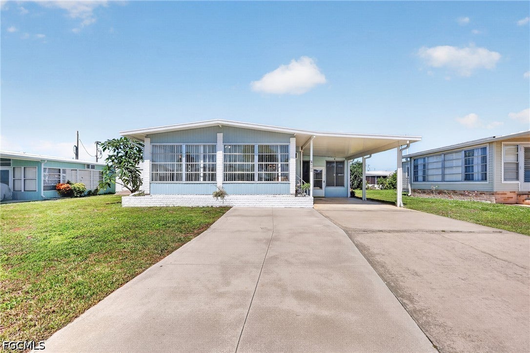 557 Peace Lake Court — photo
