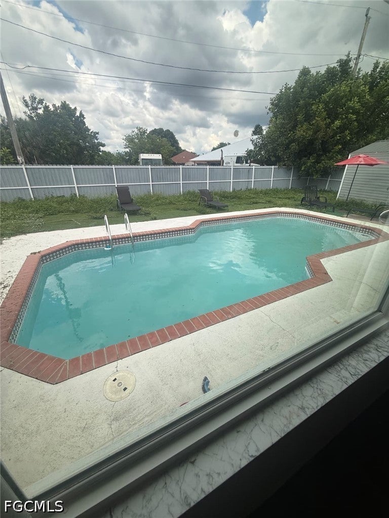129 E Lake Drive — photo