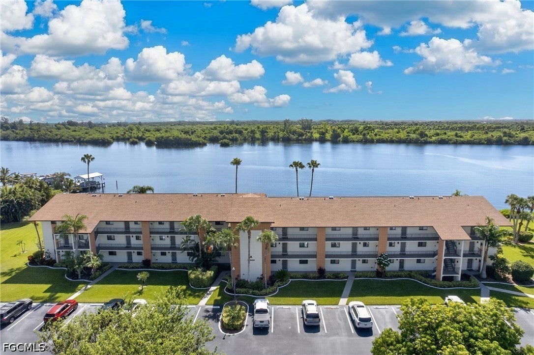 16200 Bay Pointe Boulevard 208 — photo