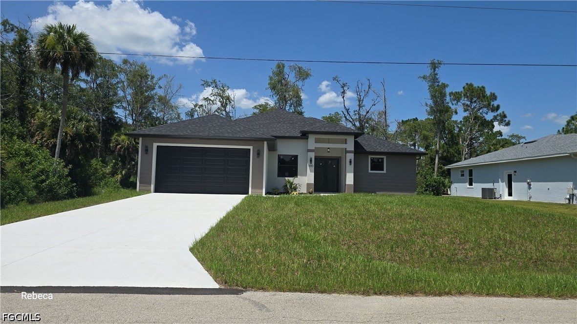 580 Woodview Drive — photo