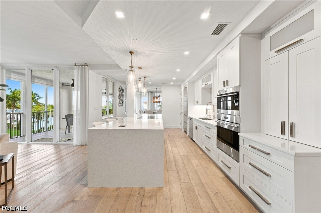 14250 Royal Harbour Court 415 — photo