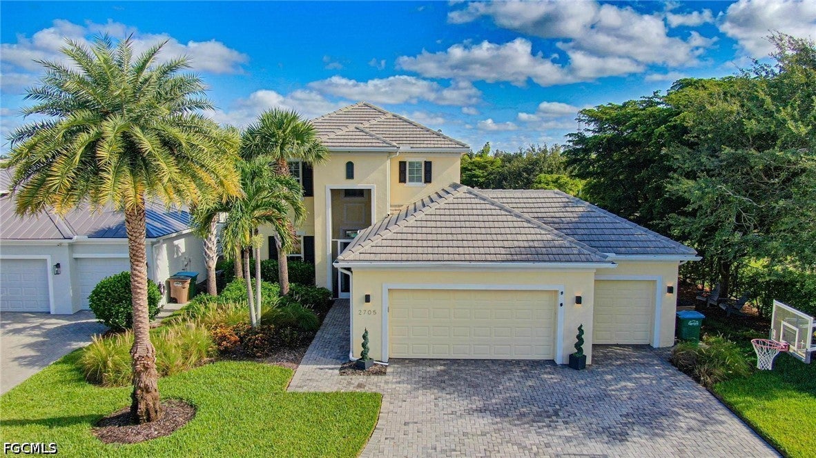 2705 Lambay Court — photo