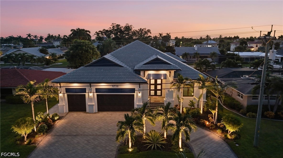 5710 Driftwood Parkway — photo
