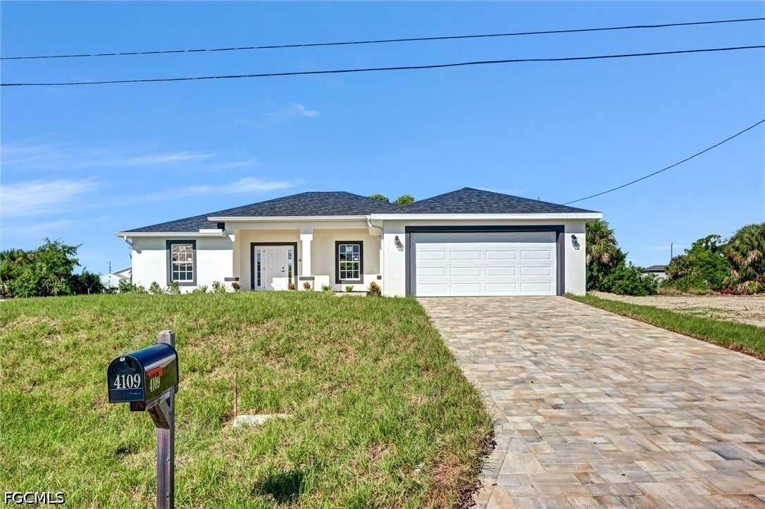4106 NE 14th Place — photo