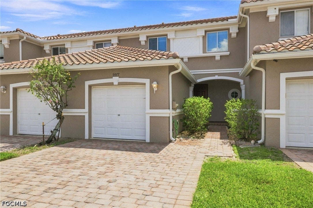9977 Chiana Circle — photo