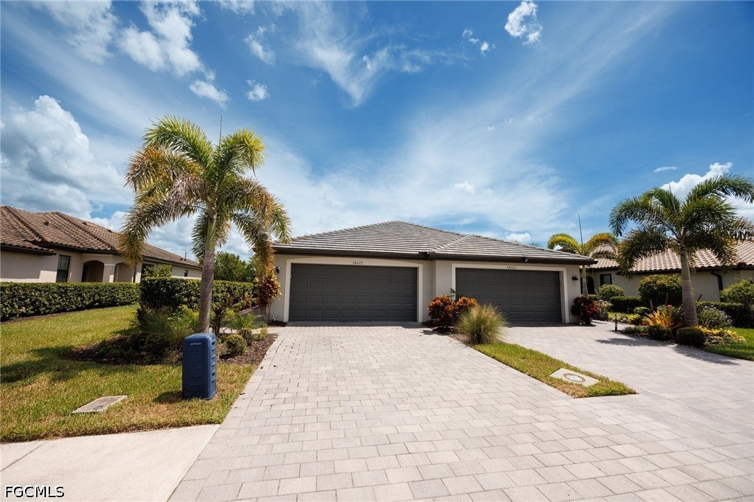 14027 Winding Cedar Way — photo