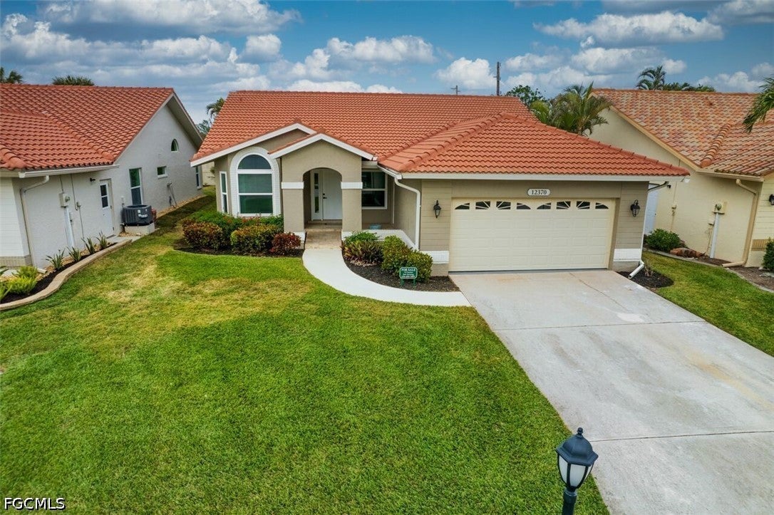 12370 Kelly Sands Way — photo