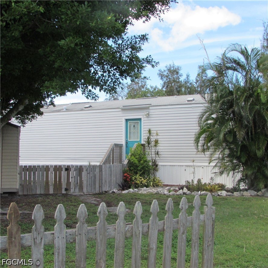 11311 Stringfellow Road — photo