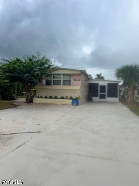7680 Helen Road — photo
