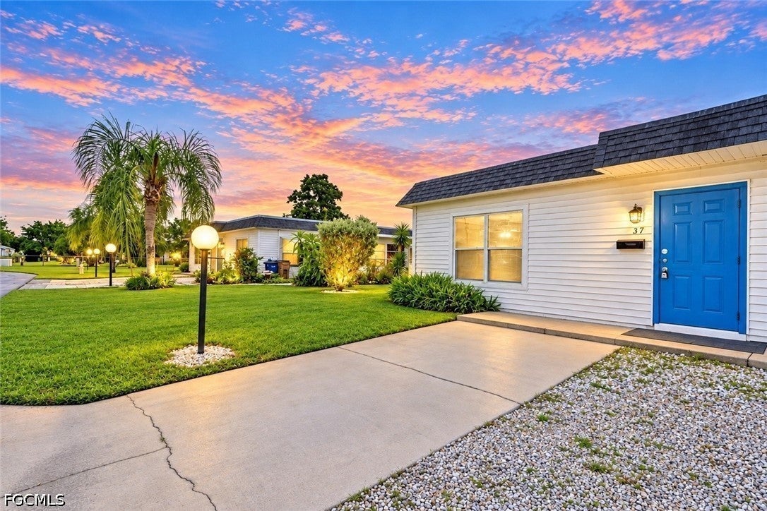 37 Hamlin Court — photo
