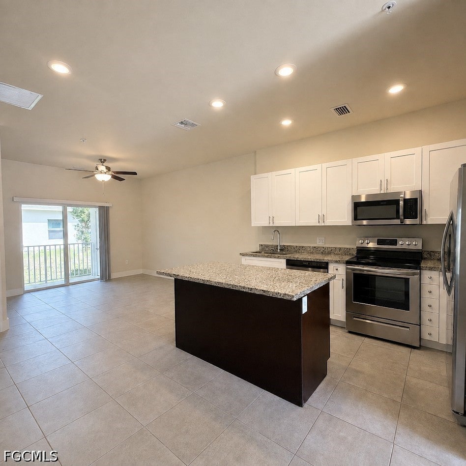 3409 SW 8th Place 105 — photo