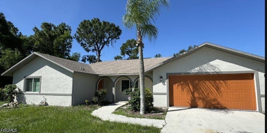 5015 Lee Boulevard — photo