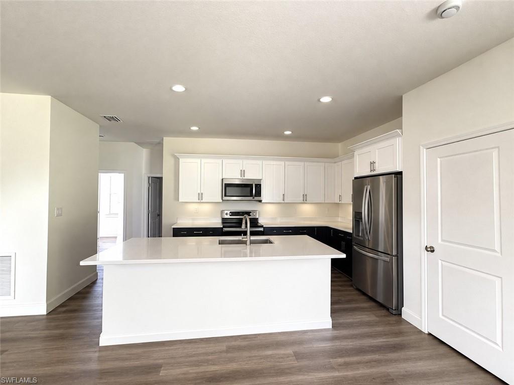 1074 W Bucknell Rd, Labelle, FL 33935 — photo 2