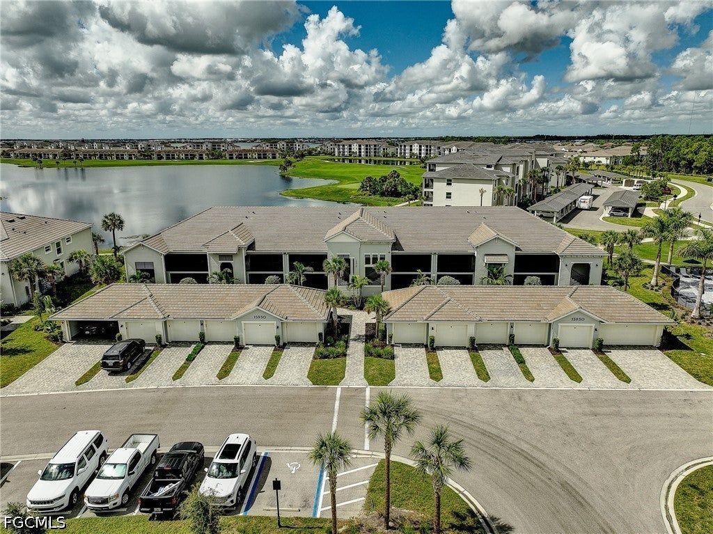 15930 Grassland Lane 2425 — photo
