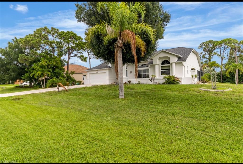 1040 Bay Harbor Dr — photo