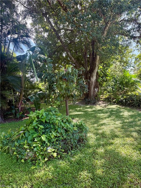 8180 Breeze Dr — photo