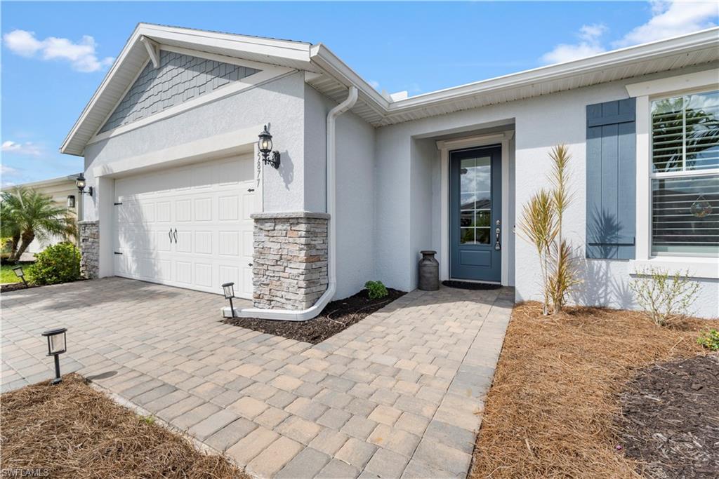 15877 Shoreline Dr — photo