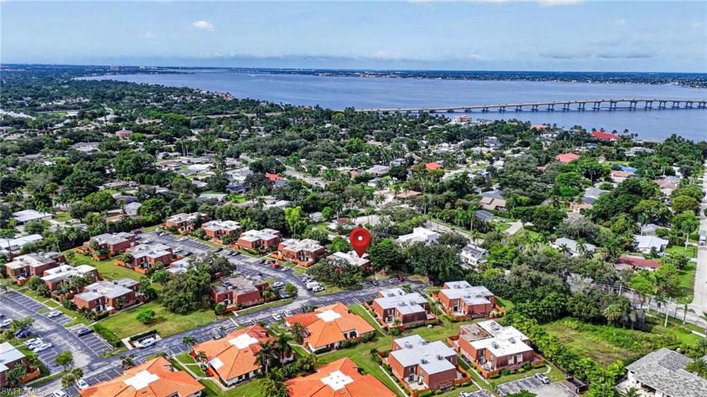 1428 Park Shore Cir Unit 4 — photo