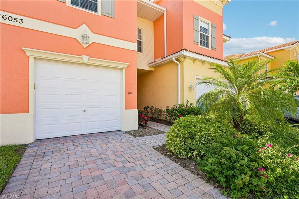 16053 Via Solera Cir 104 — photo