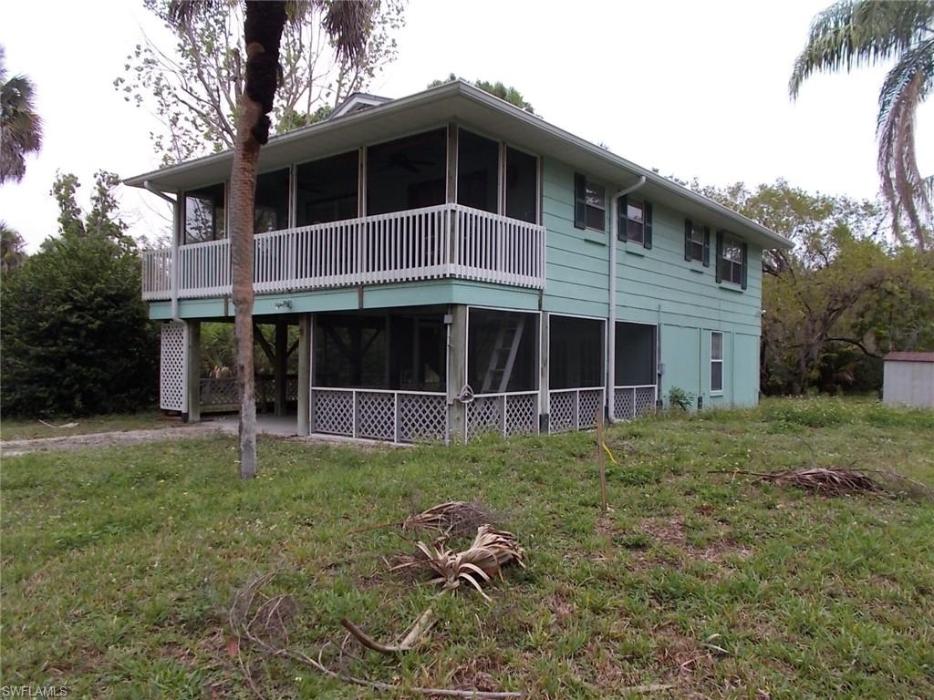 7076 Maida Ln — photo
