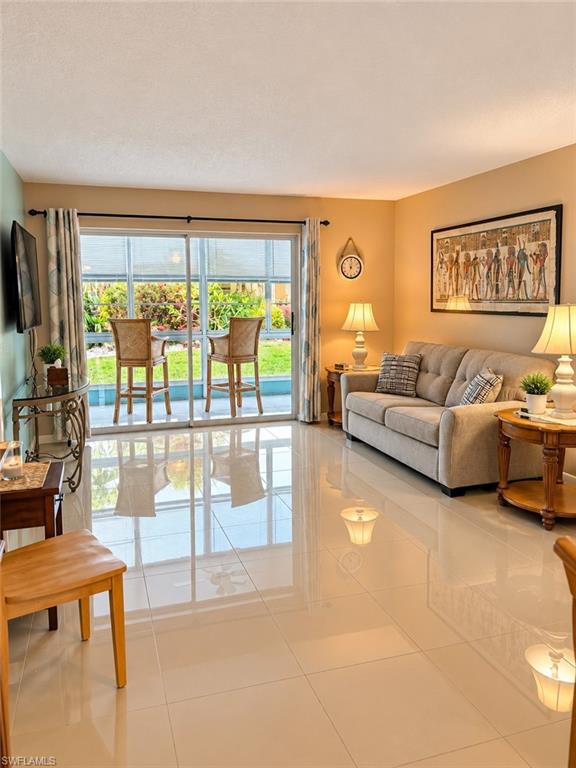 8730 Rose Ct Unit 2 — photo