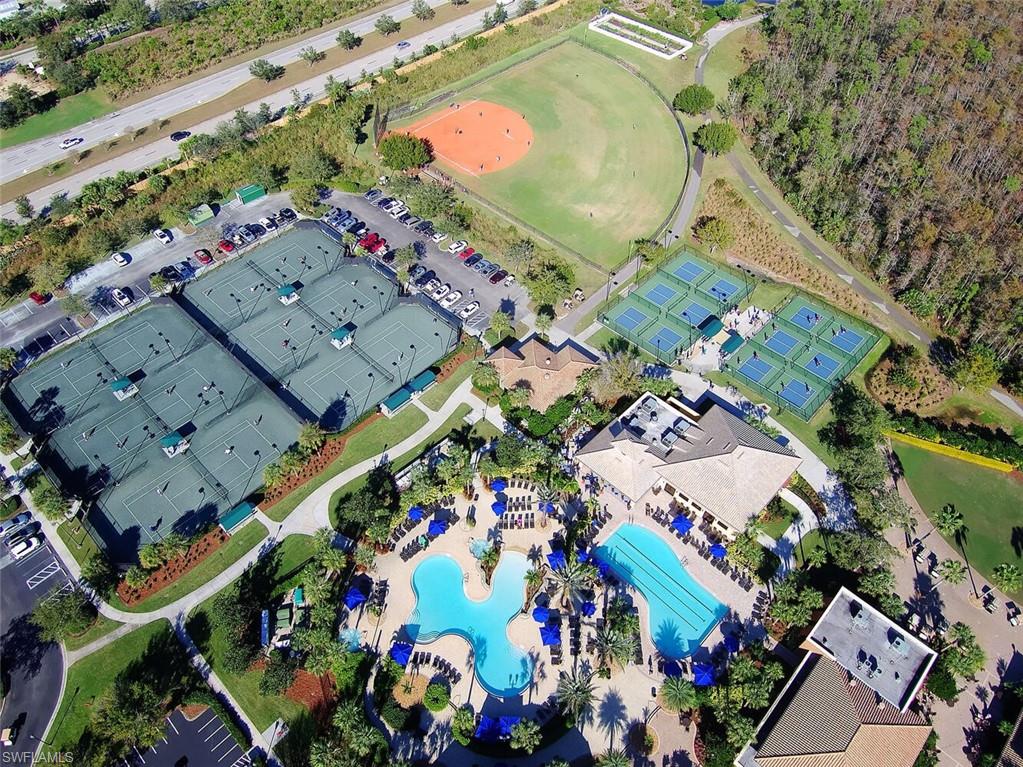 Home in Fort Myers, FL 33913 — photo 3