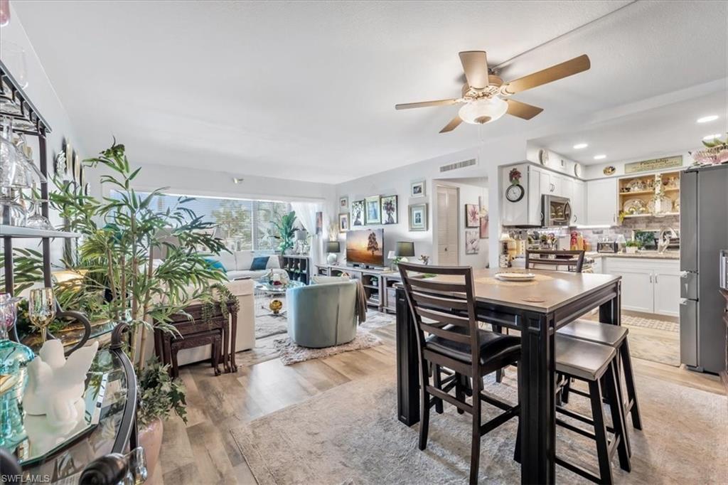 2290 Aaron St Unit 207 — photo