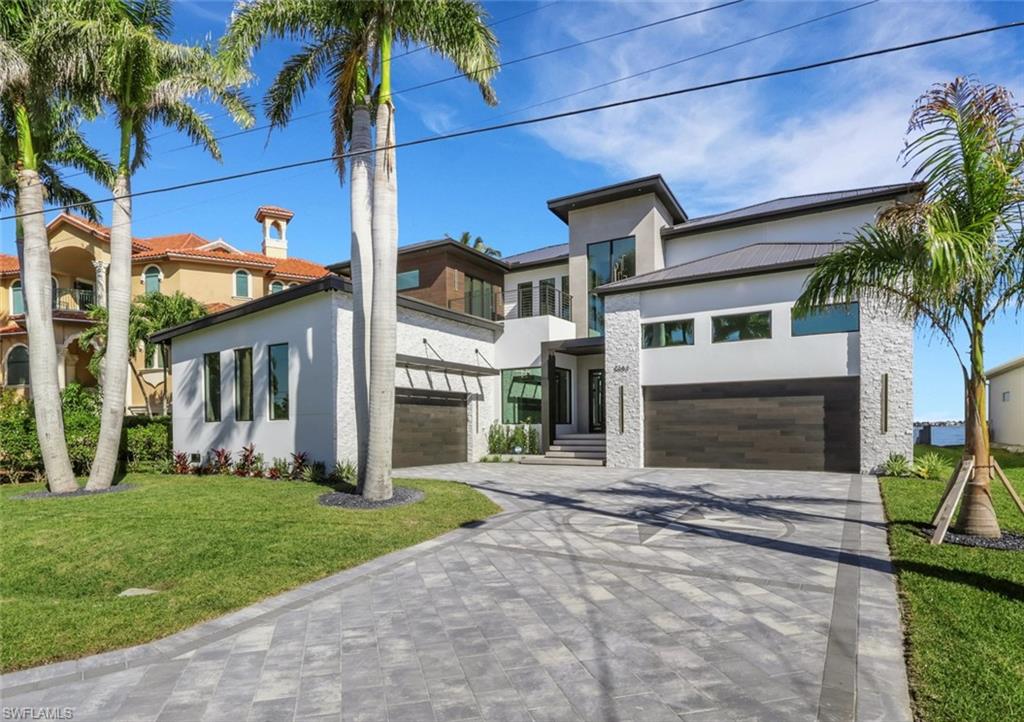 5653 Riverside Dr — photo