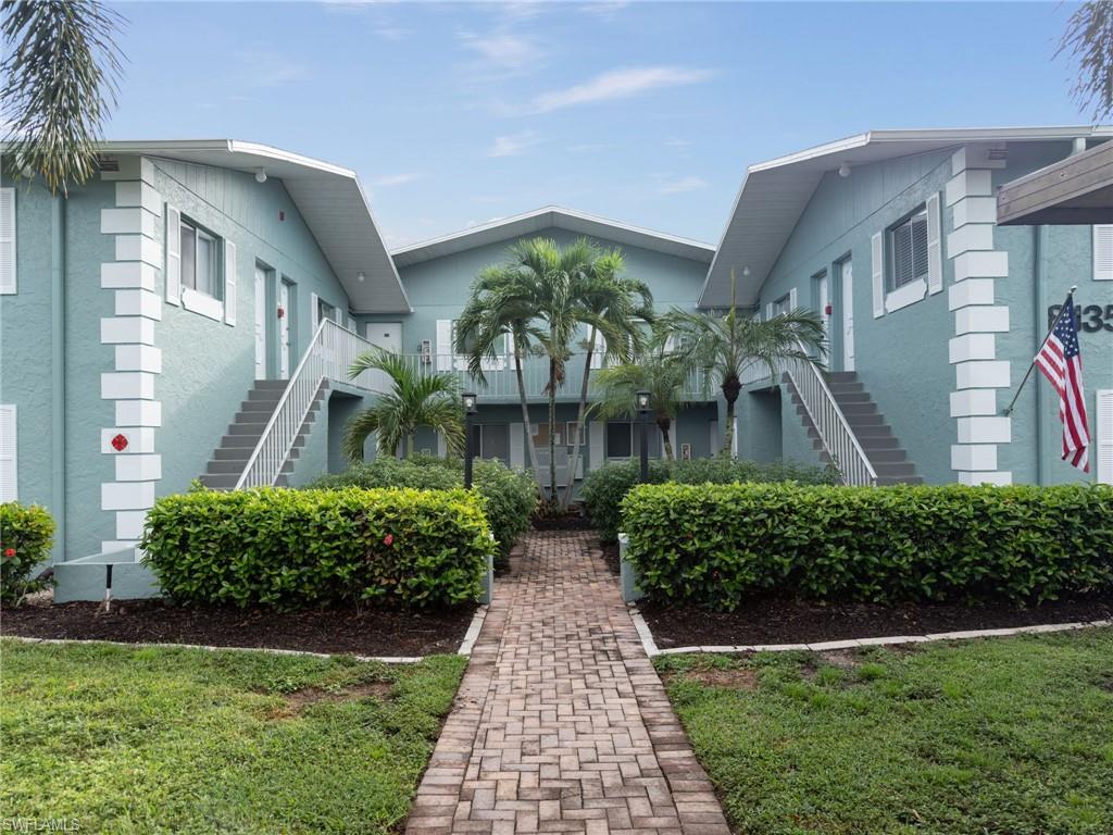 8135 Country Rd Unit 206 — photo